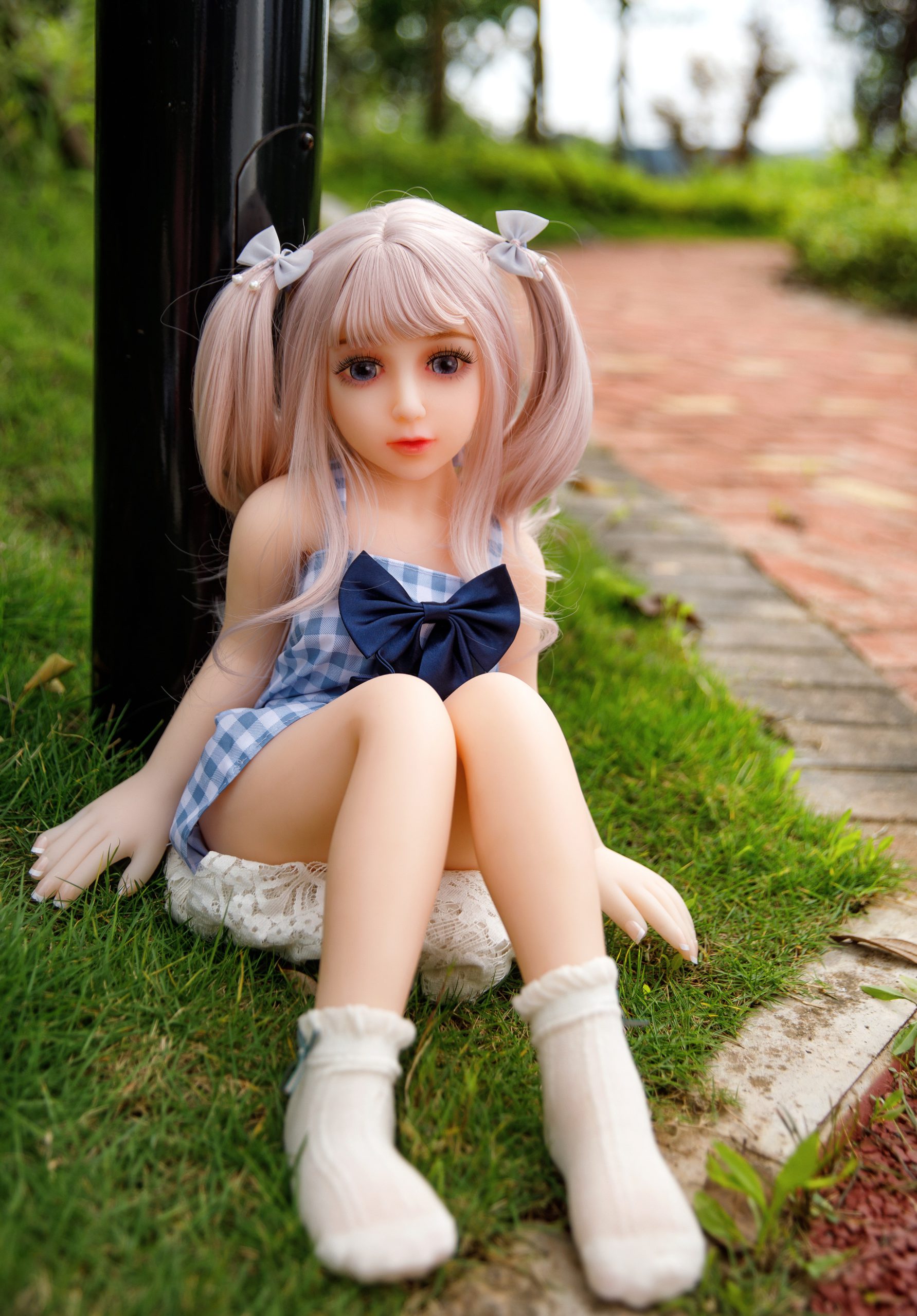70cm one piece doll Lyla (2)